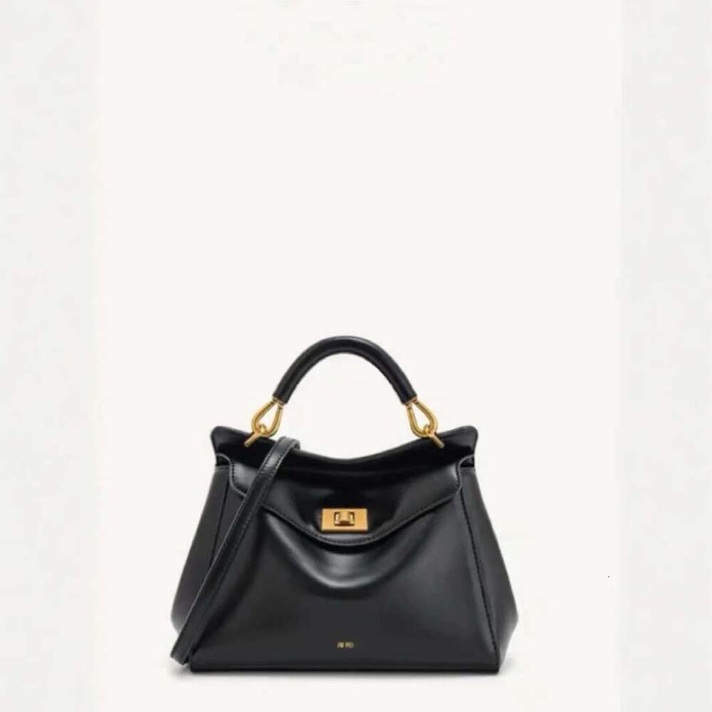 High Quality Light Brand Fashion Handbag Leather Simple Locking Versatile Retro Women's Crossbody Bag