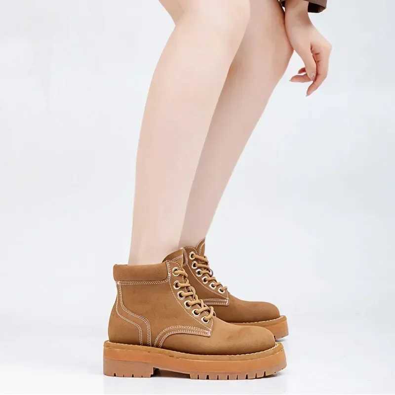 Luxury Cowhide Platform Increased Western Cowboy Boots Shoes for Women Designer Casual Wear-resistant Womens Ankle Boots Z250303