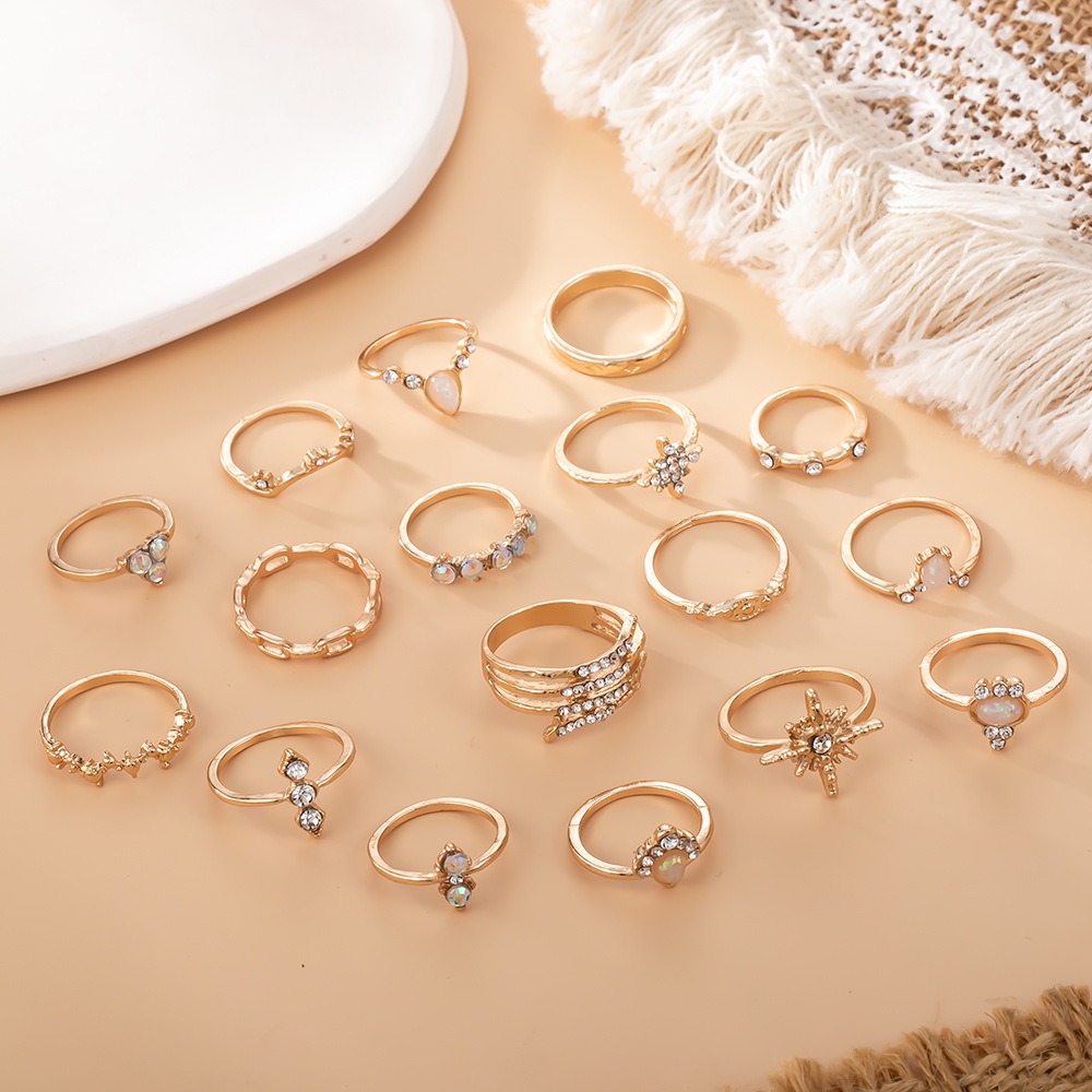 Retro Boho Sun Star Crown Ring Set - 17 Piece Jewelry Collection with Sparkling Diamonds