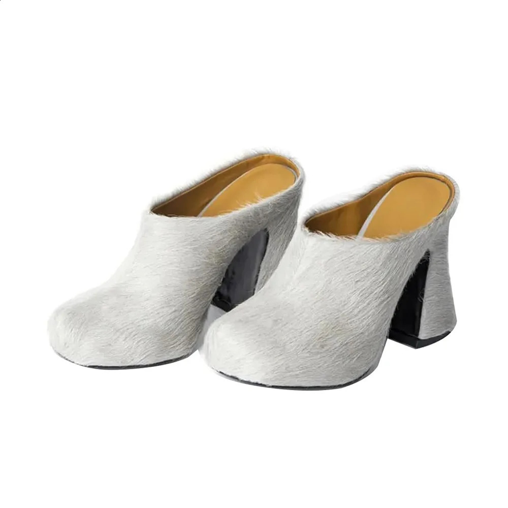 Arden Furtado Autumn Fur Mules Round toe Chunky heels Closed toe slippers Super high heel 250228
