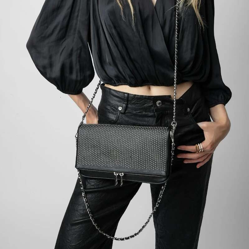 2025 New Women Fashion Crossbody Large Black PU Shoulder With Nails Retro Lightweight Simple Chain Bag