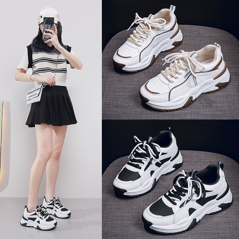 2025 Seasonal Designer s New Breathable Leather Casual Shoes Fashionable Thick Soled Height Increasing Outdoor Sports Casual Shoes