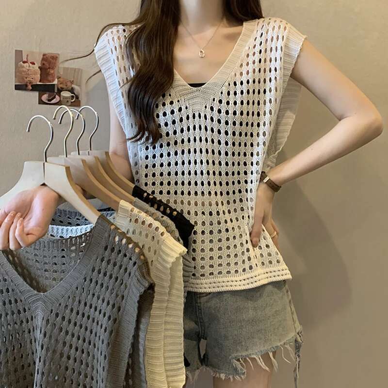 Korean Hollow Out T-shirt V-neck knit Tank Sweet Solid Casual Vest Top Woman Simple See-through Summer New In Clothing Vintage