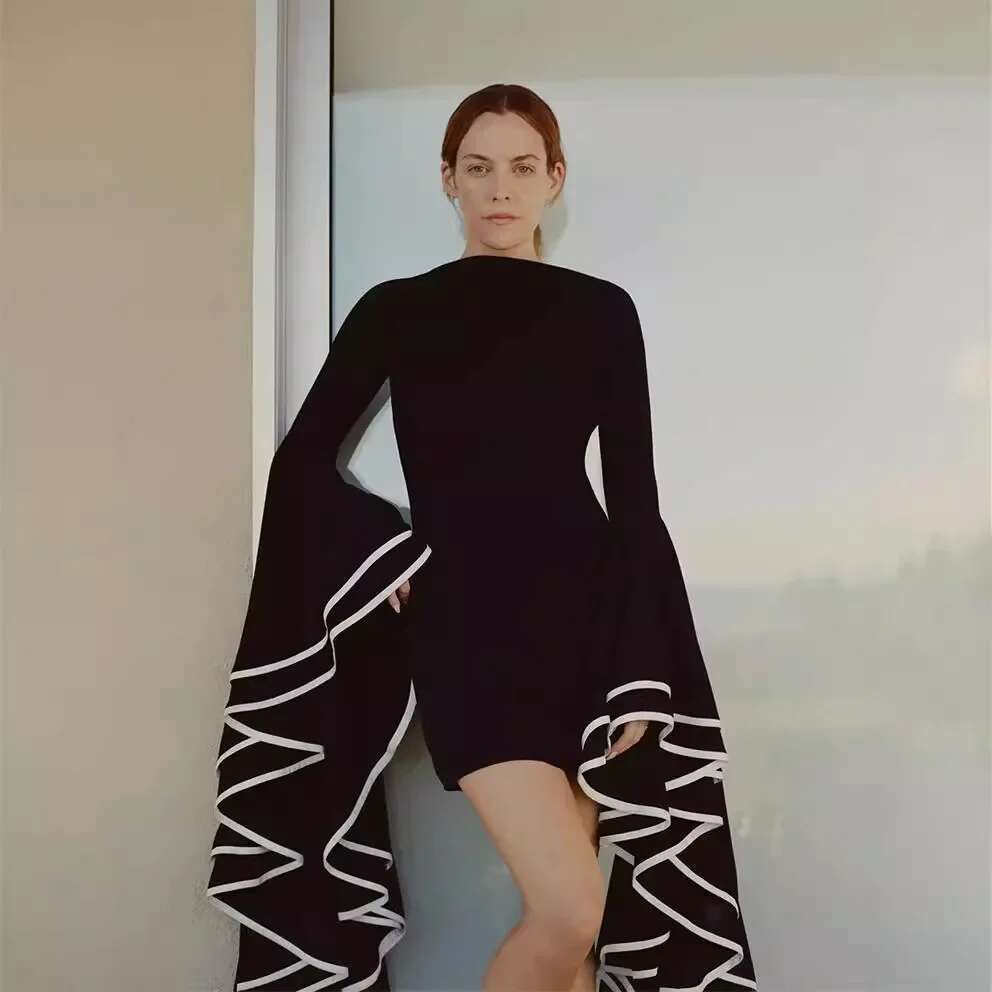 2023 New Design Slimming Fashionable Elegant Dress Gown With Exaggerated Large Lotus Leaf Sleeves Waist-Fitted For Europeans