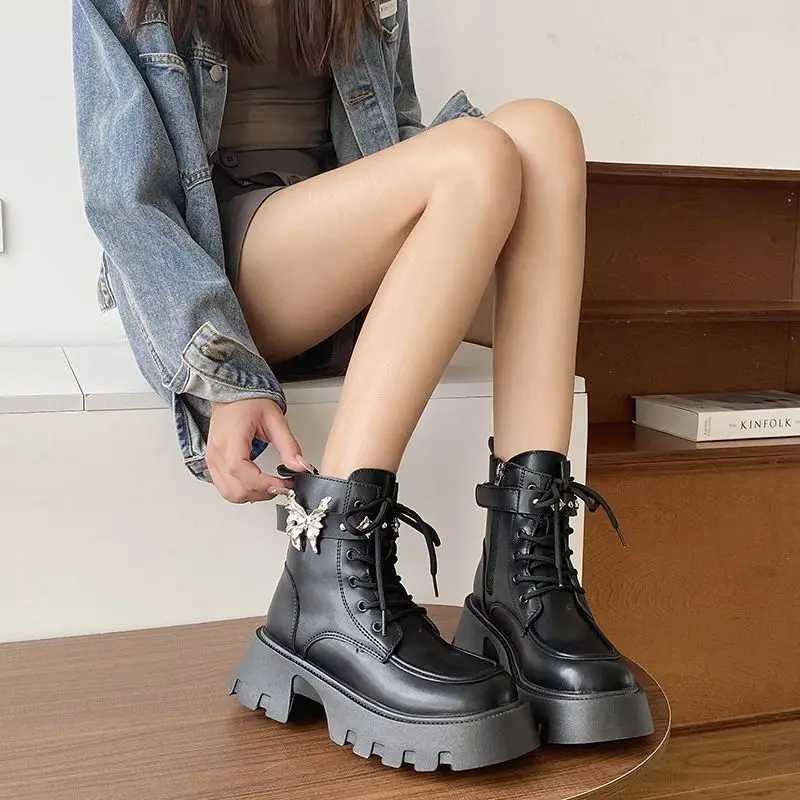 Punk Style Short Boots Womens 2023 Fall New Netflix Hundred with Biker Boots Handsome Gothic Thick Bottom Boots Z250303