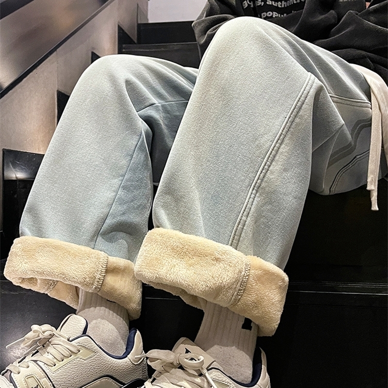 Winter Mens Jeans Korean Fashion Fleece Liner Thick Warm Straight Denim Pants Washed Cotton Retro Blue Wide Leg Jean Trousers w250210