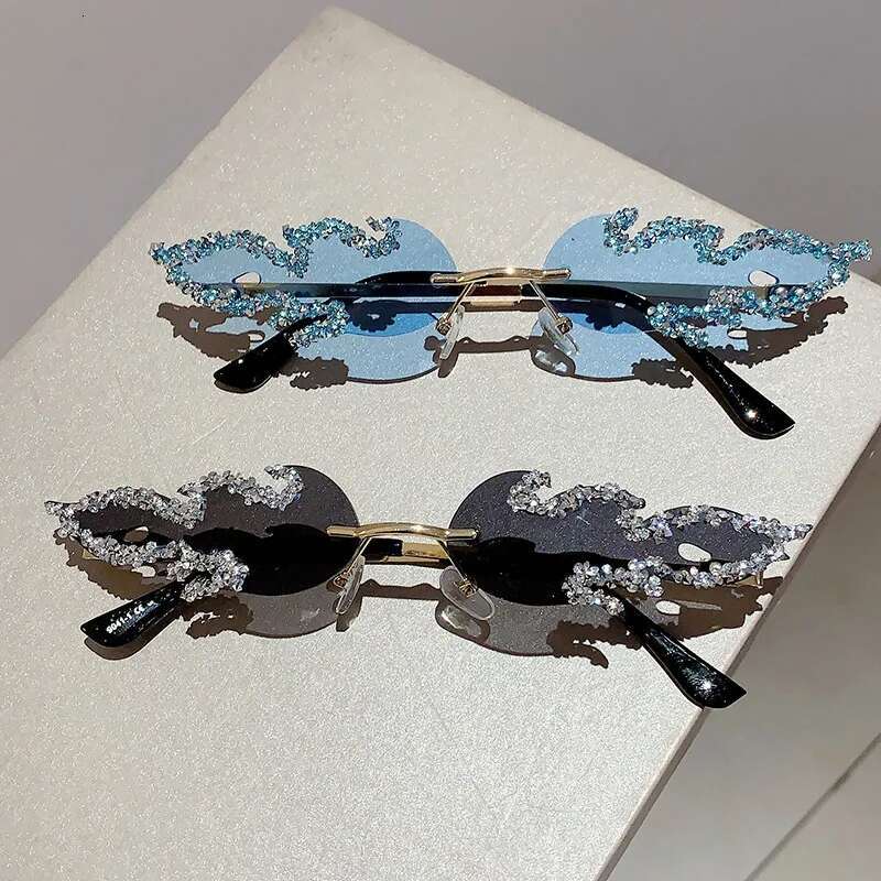 Vintage Punk Brand Designer Dia Flame Fire Sunglasses Women Sun Glasses For Men UV400 Rimless Crystal Metal Shades
