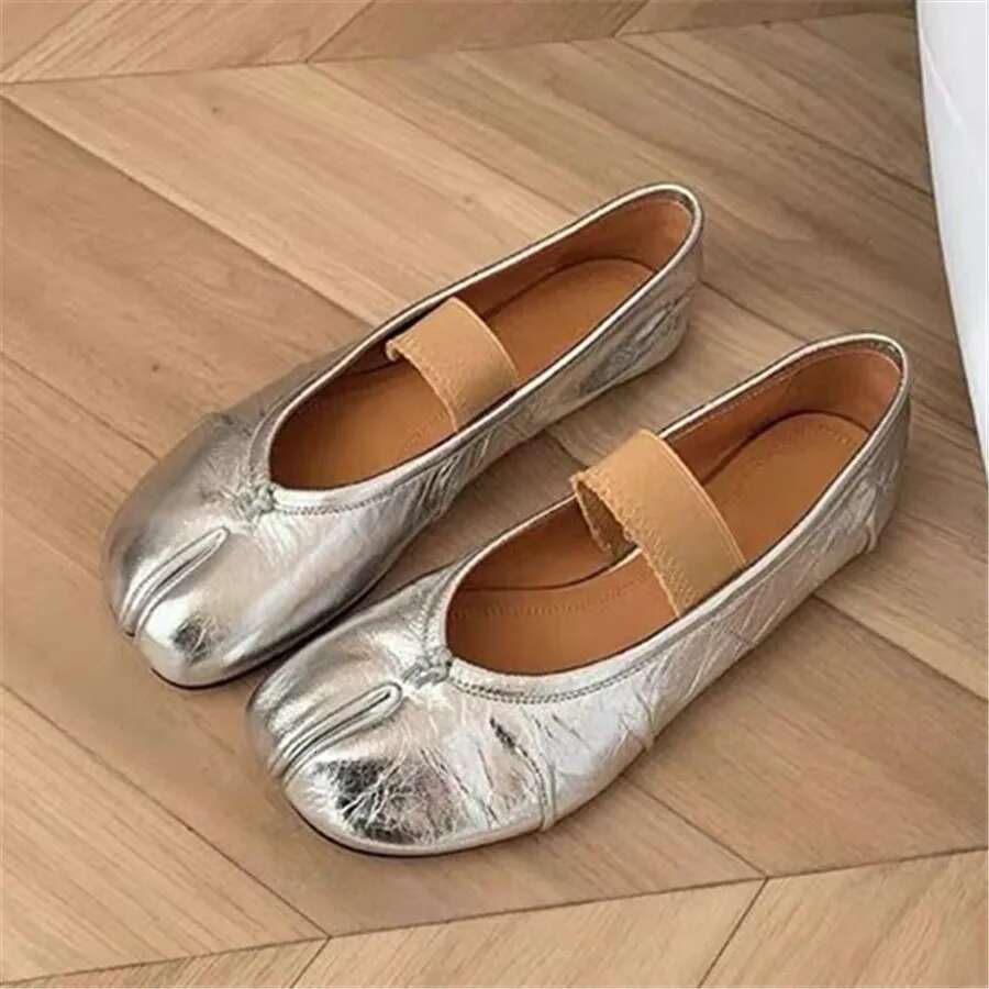 2025 New Split Toe Women Ballet Flats Retro Tabi Shoes Casual Elastic Band Loafers Ladies Espadrilles Lazy Atillas Mujer