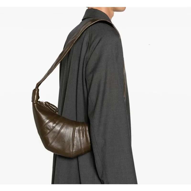 Fashion High Quality Leather Croissant Bags Large Capacity Popular Soft Chest Horn Bun Lady Shoulder Dumpg Bag