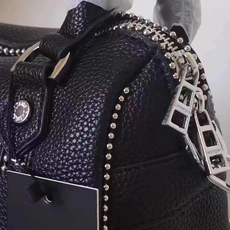 2025 New Women Shoulder Design Stylish Ladies Crossbody High Quality Vintage Chain Envelope Bag