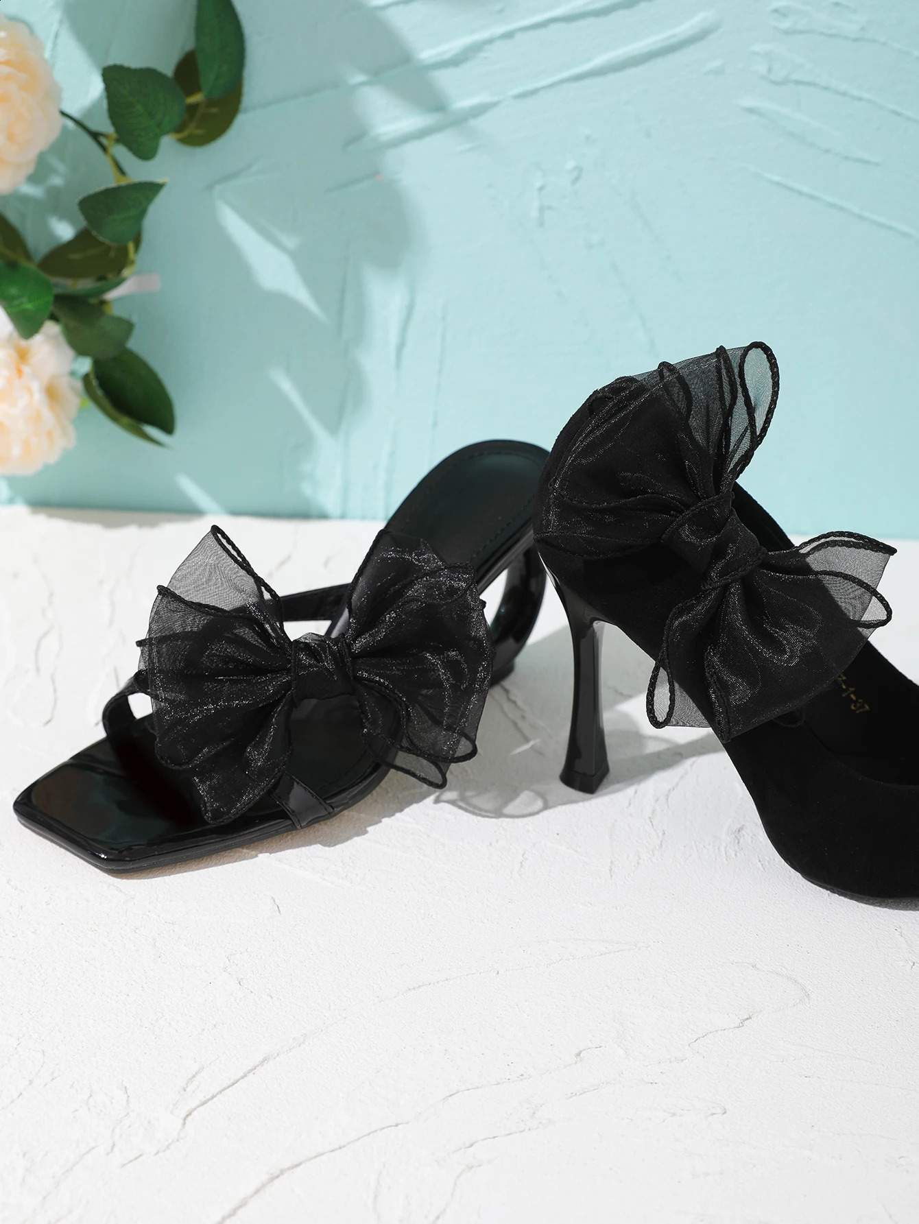 The handmade bow fabric fancy DIY threedimensional flower shoe accessories are detachable 250218