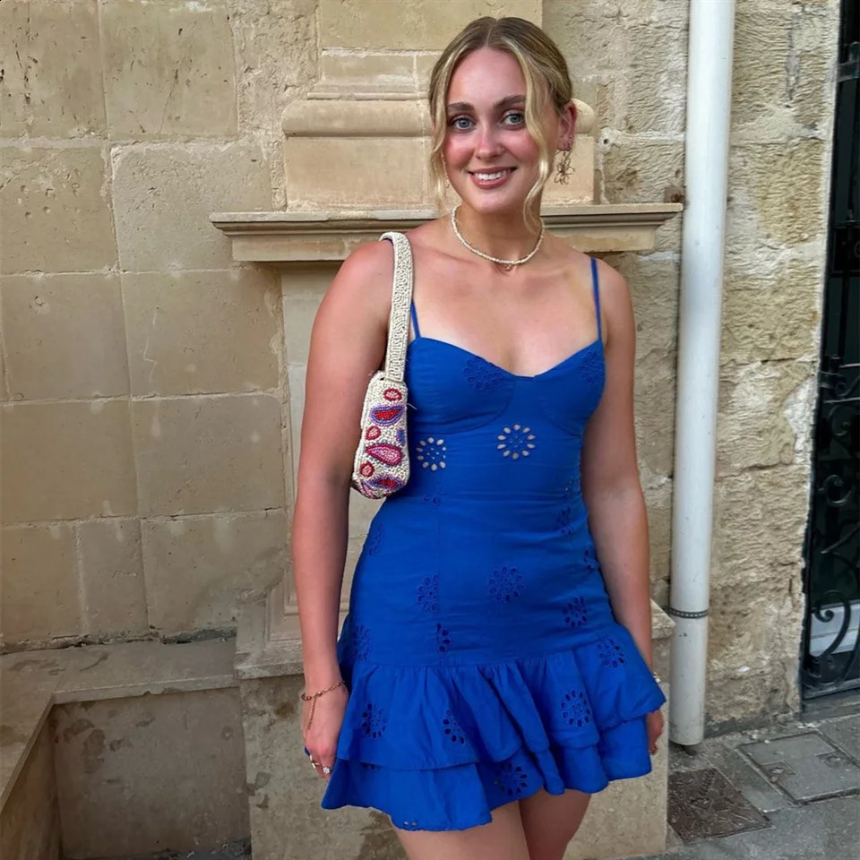 PB ZA 2024 Spring Womens Fashion and Elegance Slim Fit Versatile Layered Decorative Short Strap Dress 250227