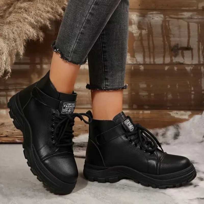 2025 New Winter Black White Boots Womens Ankle Boots Lace-up Platform Sole Womens Warm Anti-Slip Boots Z250303
