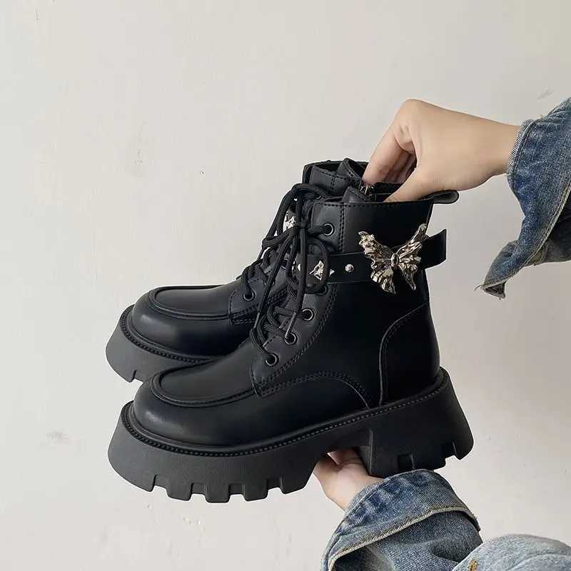 Punk Style Short Boots Womens 2023 Fall New Netflix Hundred with Biker Boots Handsome Gothic Thick Bottom Boots Z250303