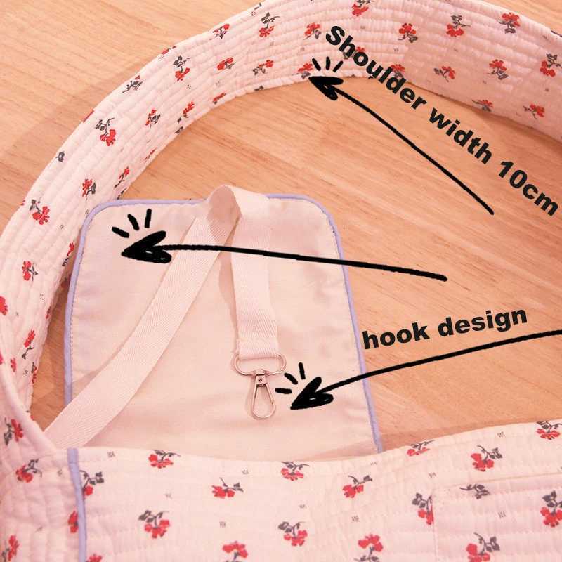 Cat Carrier Bag Dog Puppy Kitten Carrier Outdoor Travel Handbag Canvas Single Shoulder Cat Bag Sling Comfort Tote Bag Breathable 250205