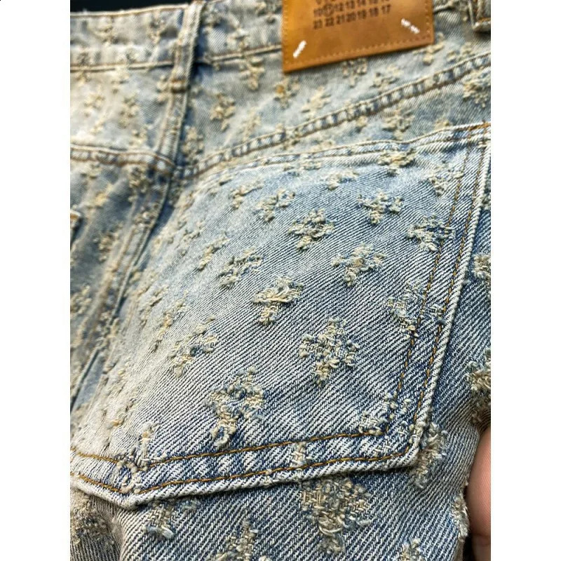 American Scratched Trendy Denim Shorts Mens Fashion Loose Straight Leg Casual Split Mid Pants Summer Thin Style 250211