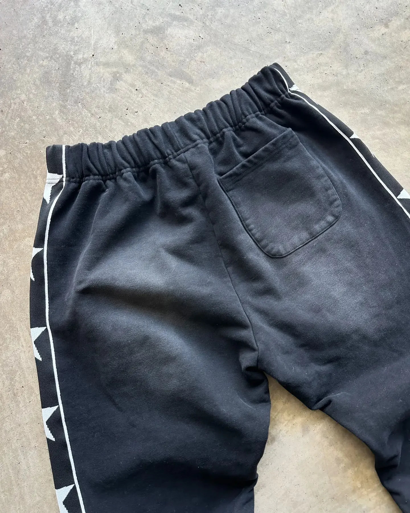 American Trend Striped Side Zipper Elastic Waist Wide-Leg Pants Mens Y2K Harajuku Hip-Hop Joker Casual Sweatpants 250411