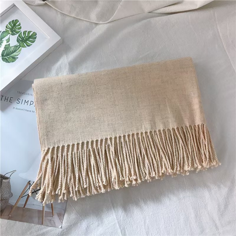 K040 Dongdaemun autumn and winter soft waxy silver silk bright silk clip pure color imitation cashmere scarf 310g thick warm shawl