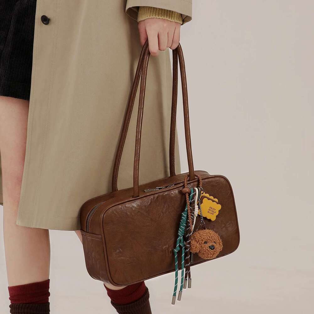Women Bowg For Valentine Gift Imitation Vegetable Tanning Large Capacity Handbag Vintage Underarm Bag Dog Pendent
