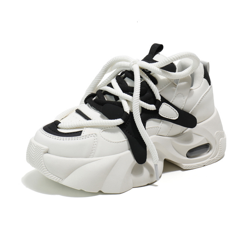 2025 New Men's and Women's Sports White Shoes Spring Designer Shoes Outdoor Sports Running Leisure Thick soled Shoes YB2802