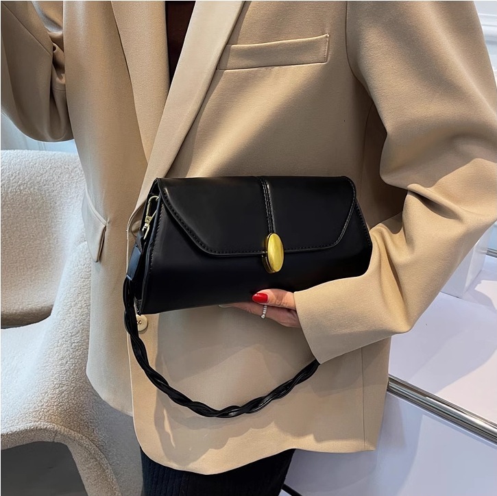 New Fashionable Multi Purpose Luxury Armpit Small Square High End Crossbody Bag Simple Designer Handbag