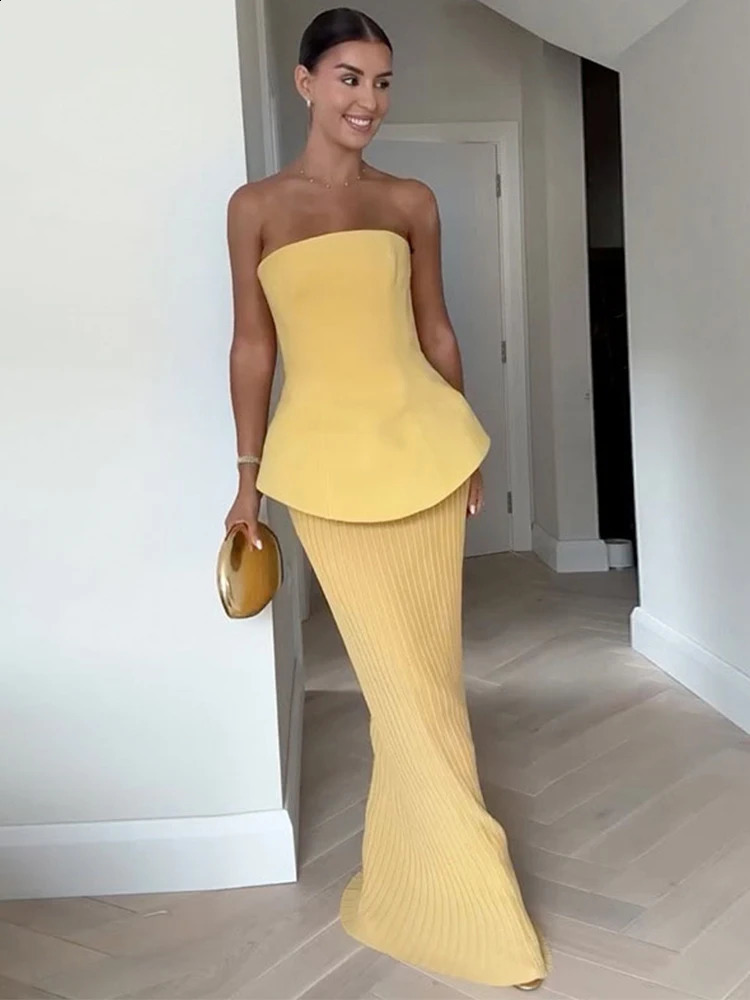 Elegant Strapless Tube Top Skirts Suit Women Sleeveless Backless Tank Slim Long Pleated Skirt 2025 Spring Summer Lady Outfit 250228