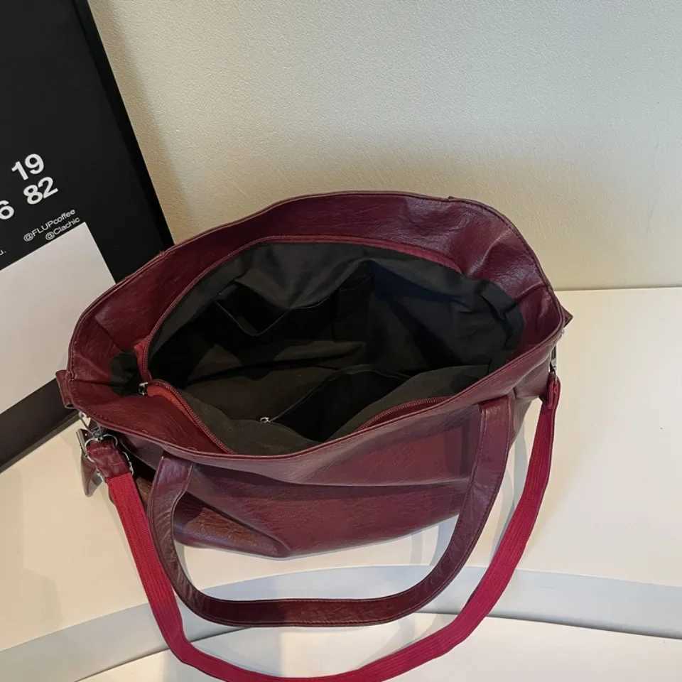 Large Capacity Shoulder Bags for Women Large Shopper Bag Solid Color Soft Leather Crossbody Handbag Ladies Travel Tote Bag Z250303