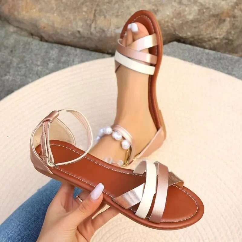 New 2025 Summer Flat Bottom Roman Strap Sandals with Non Slip Rubber Soles Fashion Women's Shoes 36-43