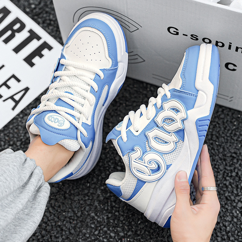 2025 New Light Luxury Niche Design Bread Shoes Men's Board Shoes Casual Chinese Fashion Skateboard Shoes Men's Outdoor Breathable Sports Men