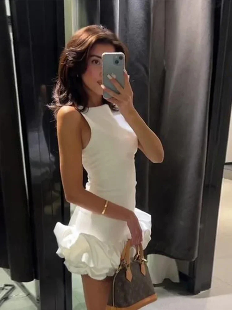 Chic Y2K Sleeveless Backless Mini Dress For Women Elegant Ruffled Hem Folds Short Sundress Holiday Lady Evening Party Dresses 250227Z