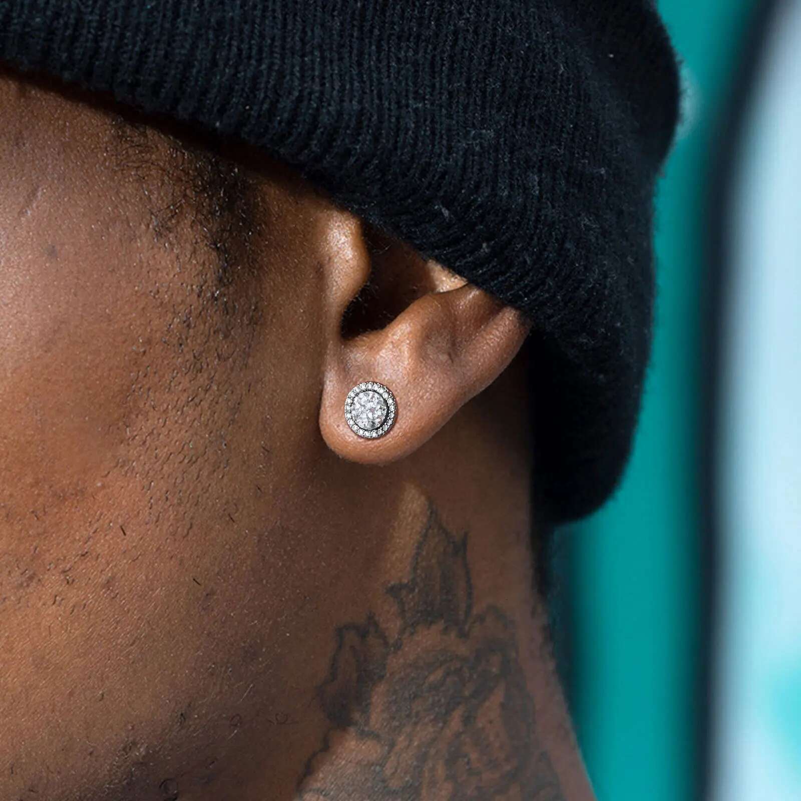 Vnox Black Crystal Round Circle Earrings for Men, Full Blue CZ Stone Ring Stud Earrings, Gothic Simple Piercing Ear Jewelry