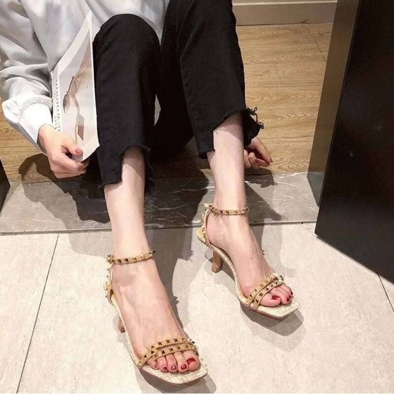 Fashion Mid-heel Summer Rivet for Women 2025 New Versatile Stiletto High Heels Buckle One-strap Women's Sandals 's