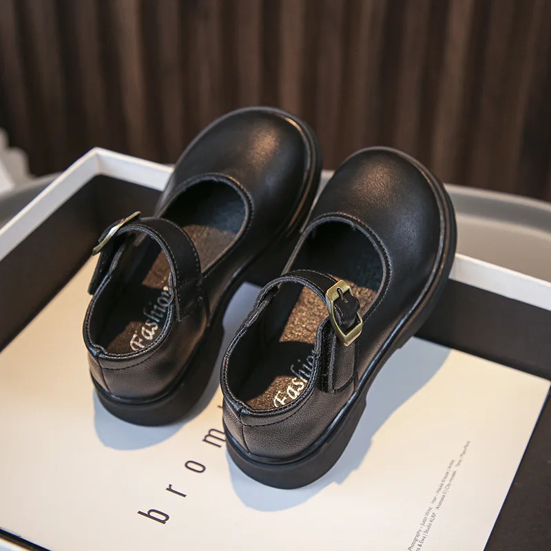 Boys Leather Shoes Soft Fashion Britain Style Black Baby Girls Casual Uniform School Children Versatile Loafer Simple 250303