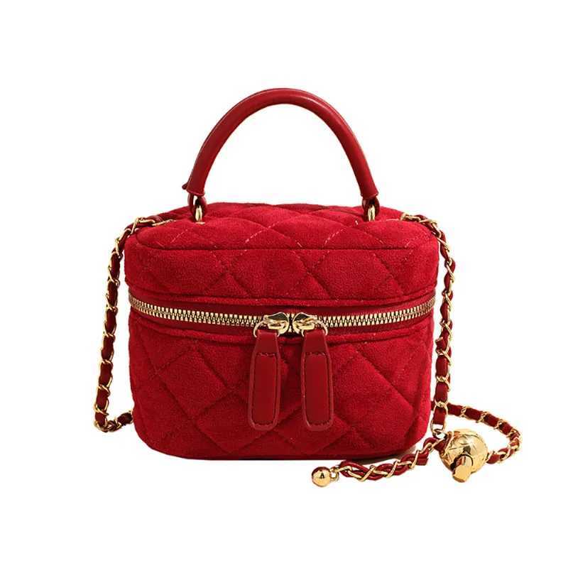 Mini faux suede chain small square bag fashionable design red texture simple cross body bag Korean small perfume handbag Z250303