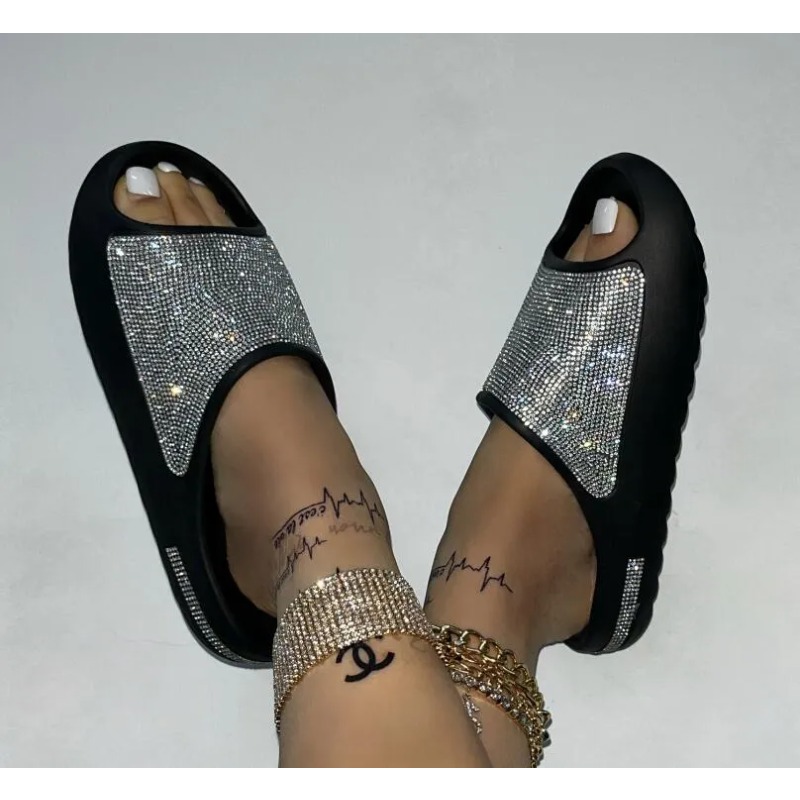 Luxury Women's Sandals with Diamond Design - Comfortable Thick Sole for Outdoors & Beaches