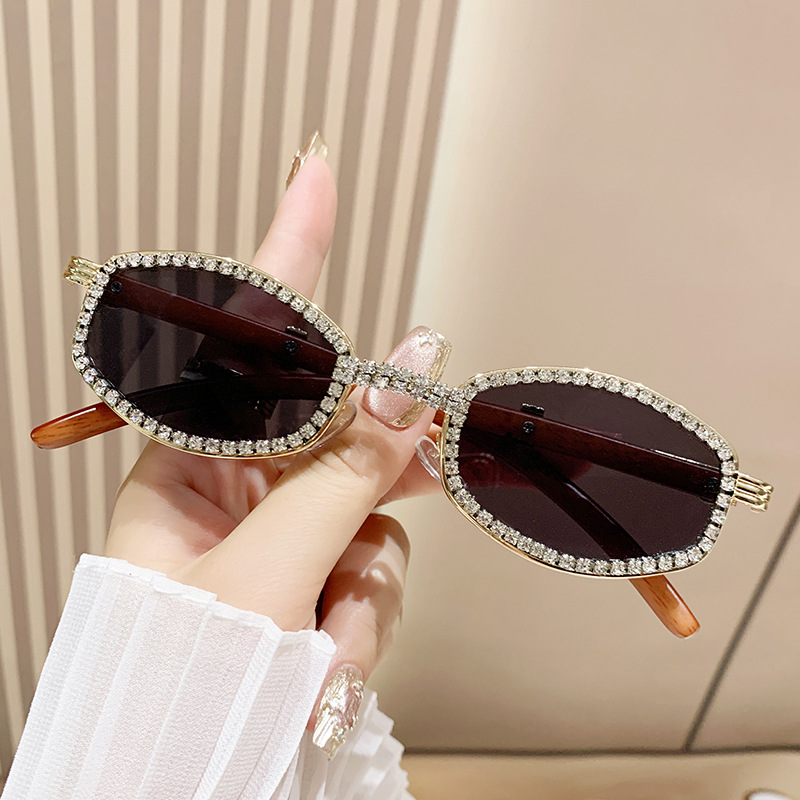 sssssss2025Fashion Cool Sunglasses Women Letters Anti Strong Light Vintage Rimless Sun Glasses Ladies Gafas UV400 sssssss0304ssssssssssss