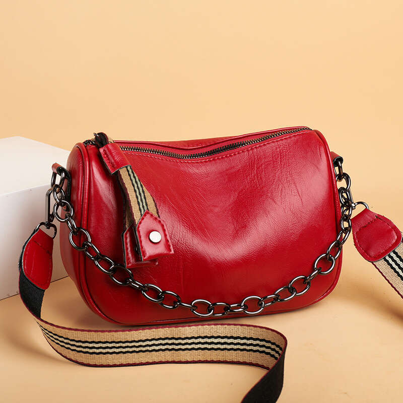 New Crossbody Bag With Simple Texture, Soft Leather Chain, Large Capacity, Versatile Shoulder Bag, Stylish Handbag