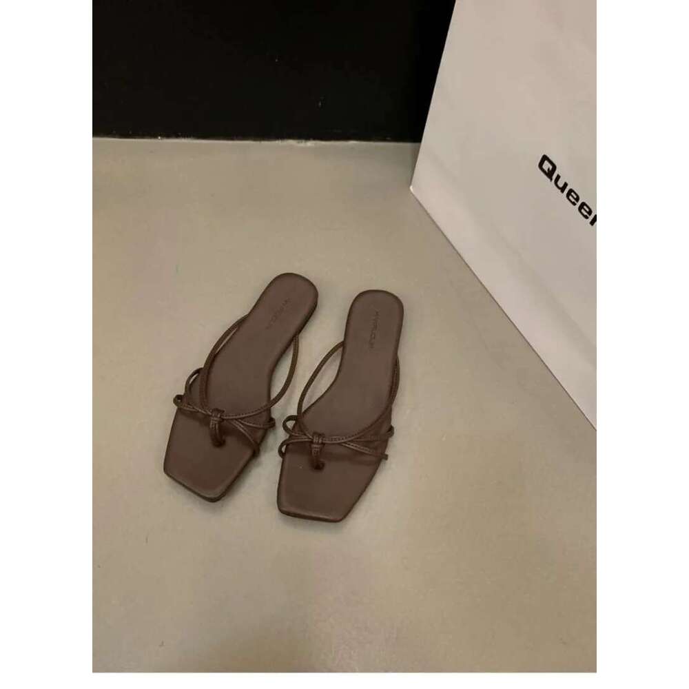 Summer Flip 2025 p Slippers Fashion Women's Narrow Band Flat Shoes Ladies Casual Outdoor Beach Slides Sandalias