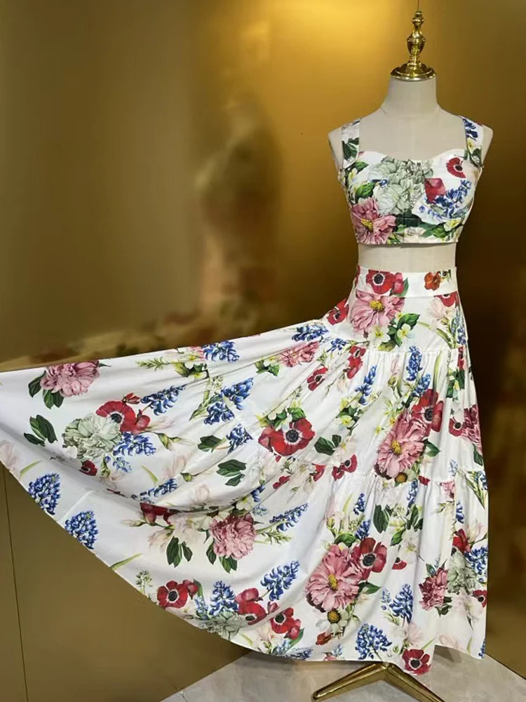 Vintage color print diamondbutton halter top breast twopiece set summer womens high waist loose skirt 250303