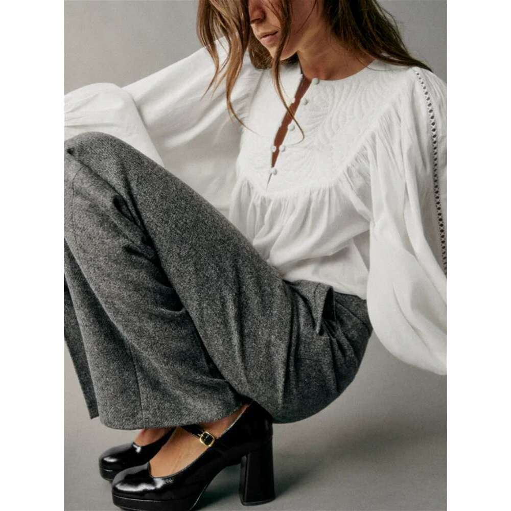 Autum 2025 New Women Lacce Trim Embroidery Hollow Out Blouse O-Neck Lantern Sleeve Ladies Half Buttons Sweet Elegant Shirt Top
