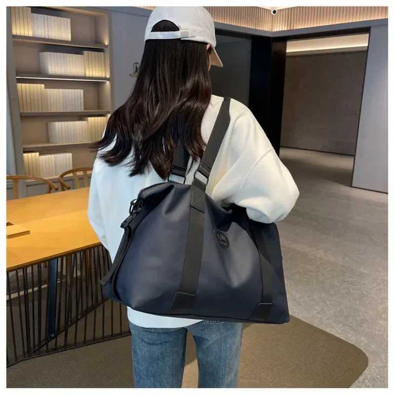 Travel Totes Bag Mens Handbag Large Capacity Travel Luggage Handbag Yoga Exercise Oxford Cloth Waterproof Fitness Bag Y250304