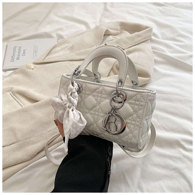 Casual handbag summer spring 2025 new fashion trend simple single shoulder crossbody for women niche hot small square bag