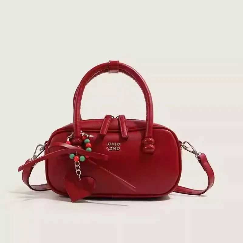 Vintage Red Shoulder Bag with Pillow Shape for Women Party Crossbody Bag Small Handbag for Women with Handle Z250303
