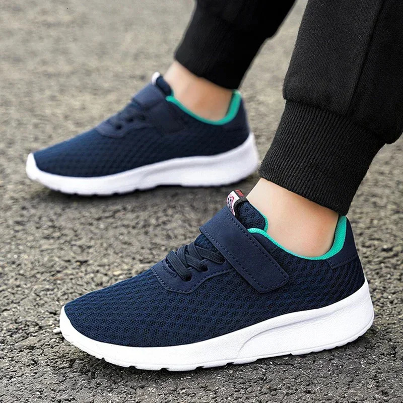 Sport Kids Breathable Sneakers Boys Running Shoes Comfortable Children Girls Leisure Trainers School Mesh Walking Footwear 250303
