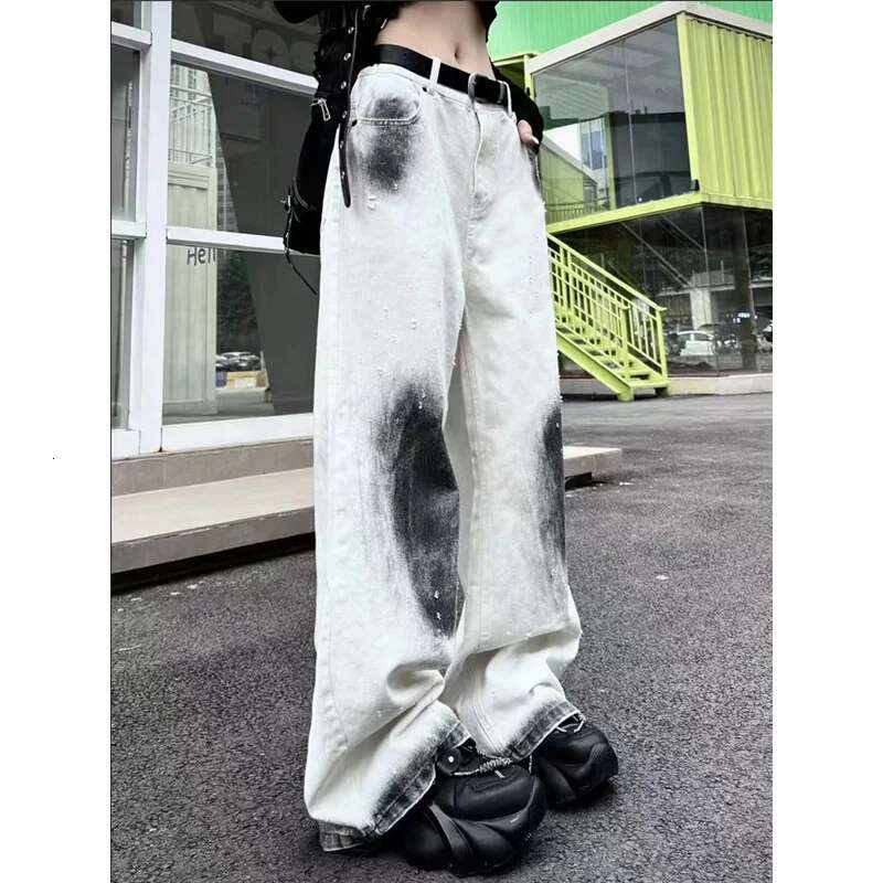 High Waist Women White Jeans Hip-Hop Style Fashion Vintage Streetwear Y2k Wide Leg Graffiti Plus Size Trouser Baggy Denim Pants