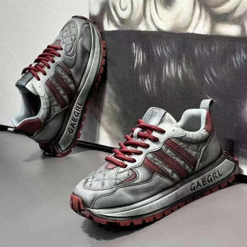 Retro Male Sneakers Original brand design casual sneaker Running shoes Korean Fashion Platform Lace up trainers atillas