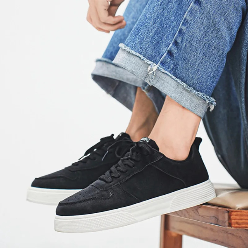 Big Size Mens Shoes Fashion Suede Casual Shoes Trend Skateboard Shoes for Men Vulcanzed Shoe Platform Sneakers Tenis Masculino 250228