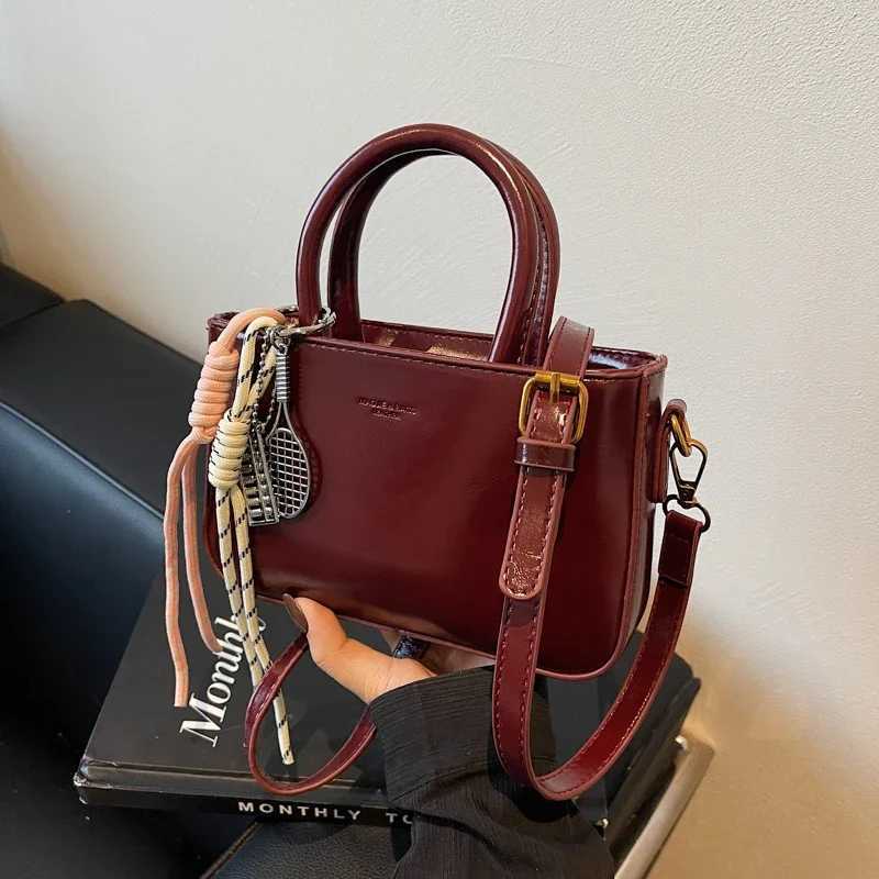 Trendy Solid Color PU 2025 High Quality Womens Handbag Versatile Zipper Lightweight Fashionable Single Shoulder Crossbody Bag Y250303