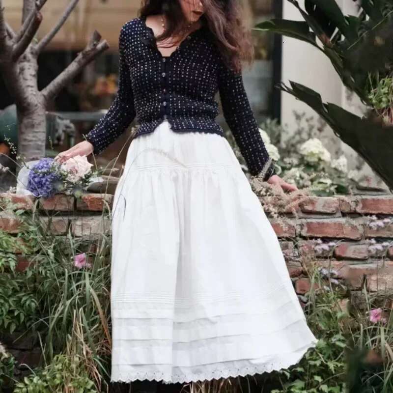 2025 Spring / Summer New Girl Style Solid Color Hollow Hook Wer High Waist Casual Ladies Midi Skirt