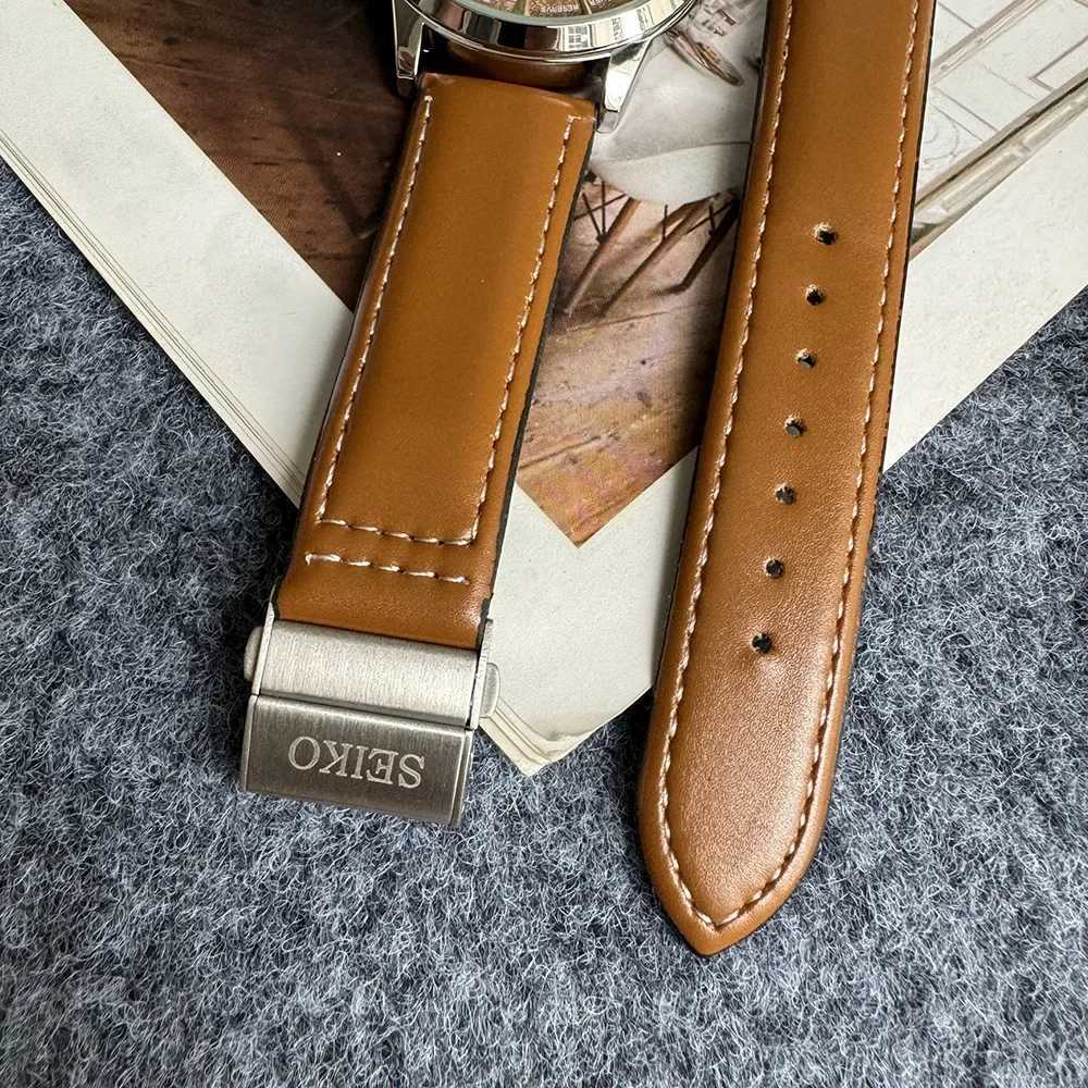 Exquisite Dial Mens Quartz Movement Creative Needle Dial High Quality Comfortable Fine Leather MultifunctionalXJ250304
